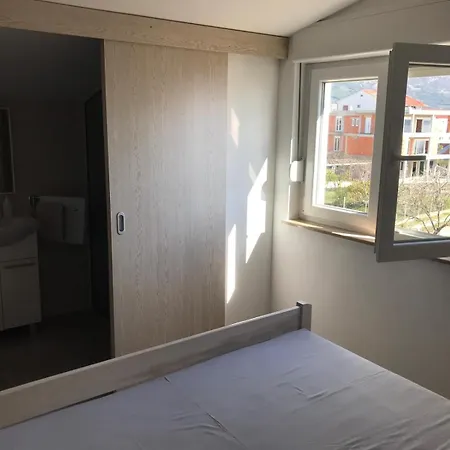 Andela * Kastela