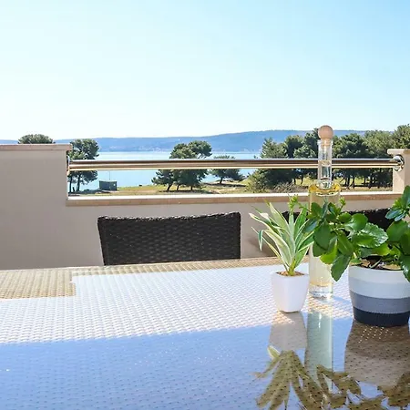Apartment Andela